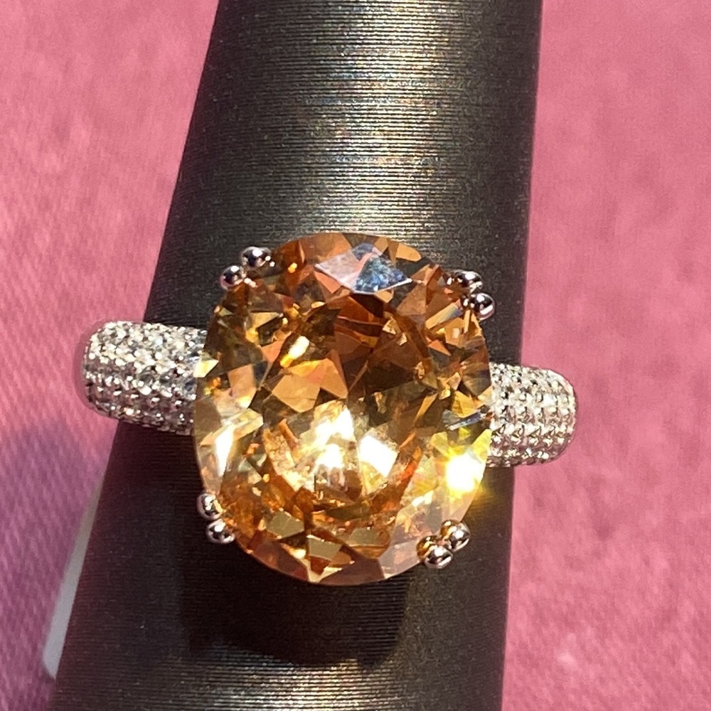 Bella Luce Champagne & White Diamond Simulants Ring